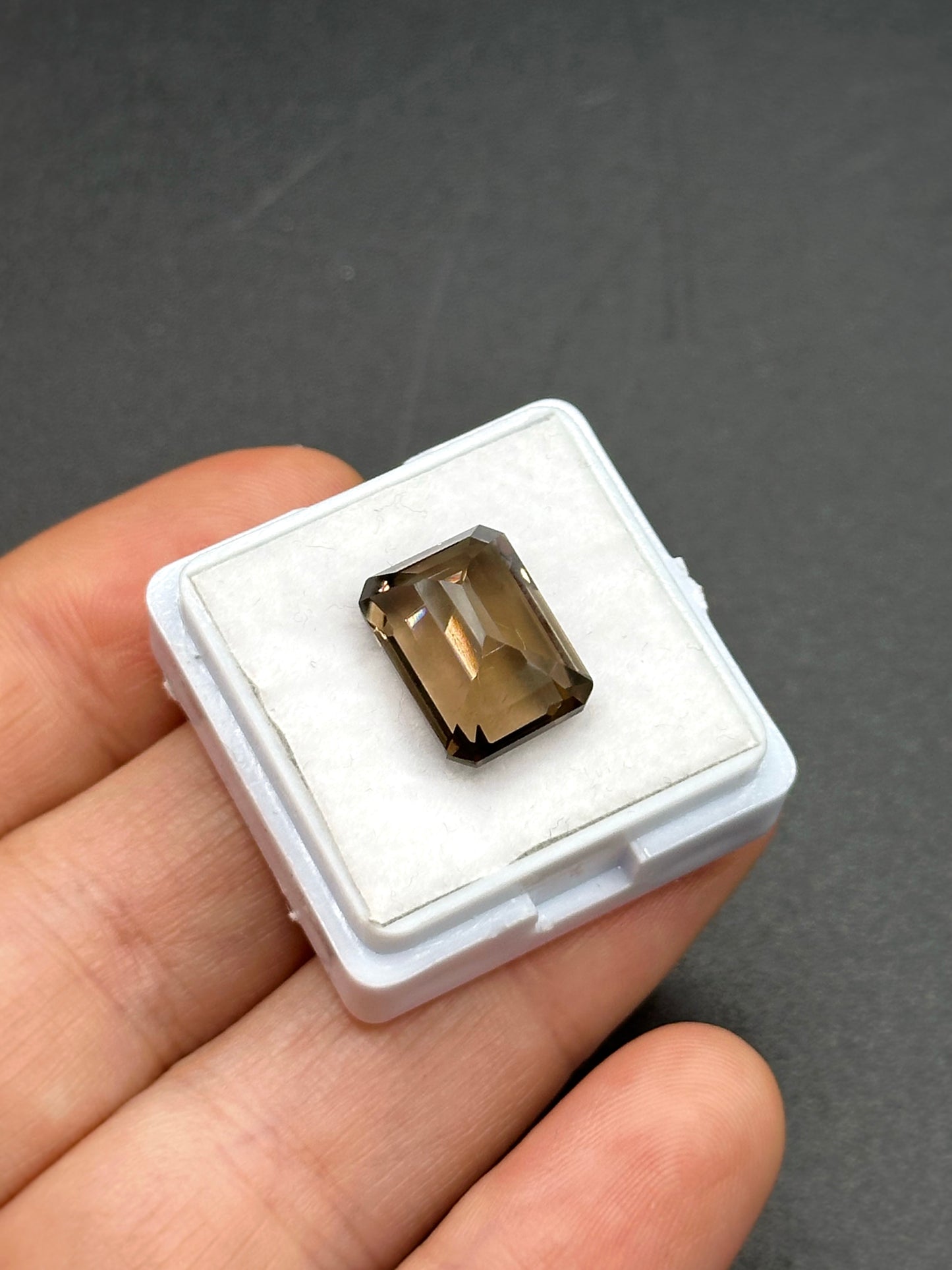 7ct. EMERALD CUT SMOKY QUARTZ