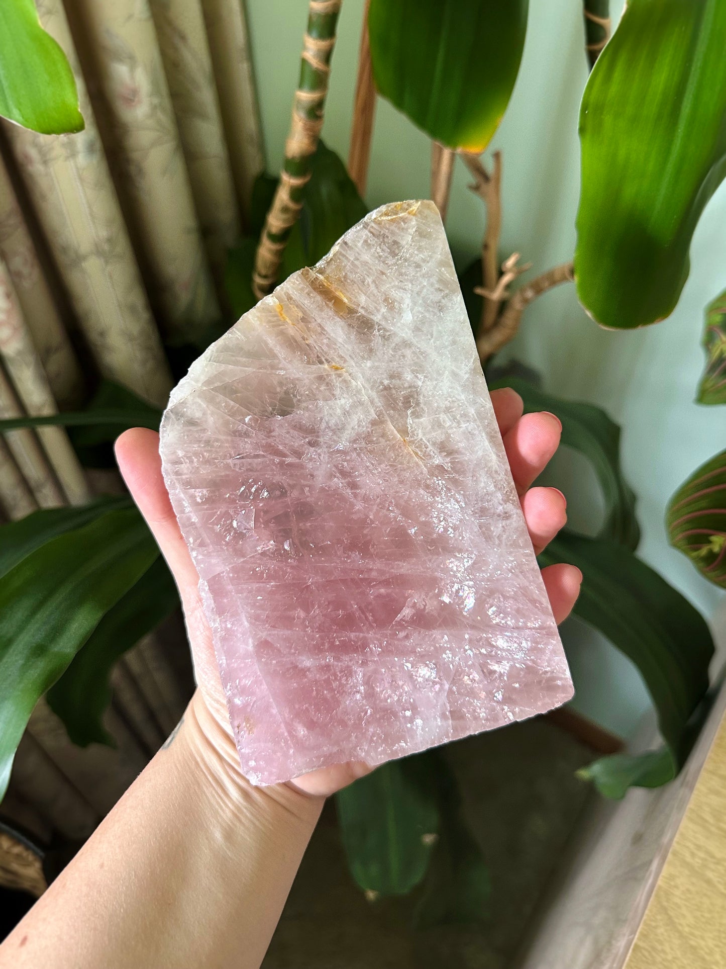 700g. ROSE QUARTZ SLAB
