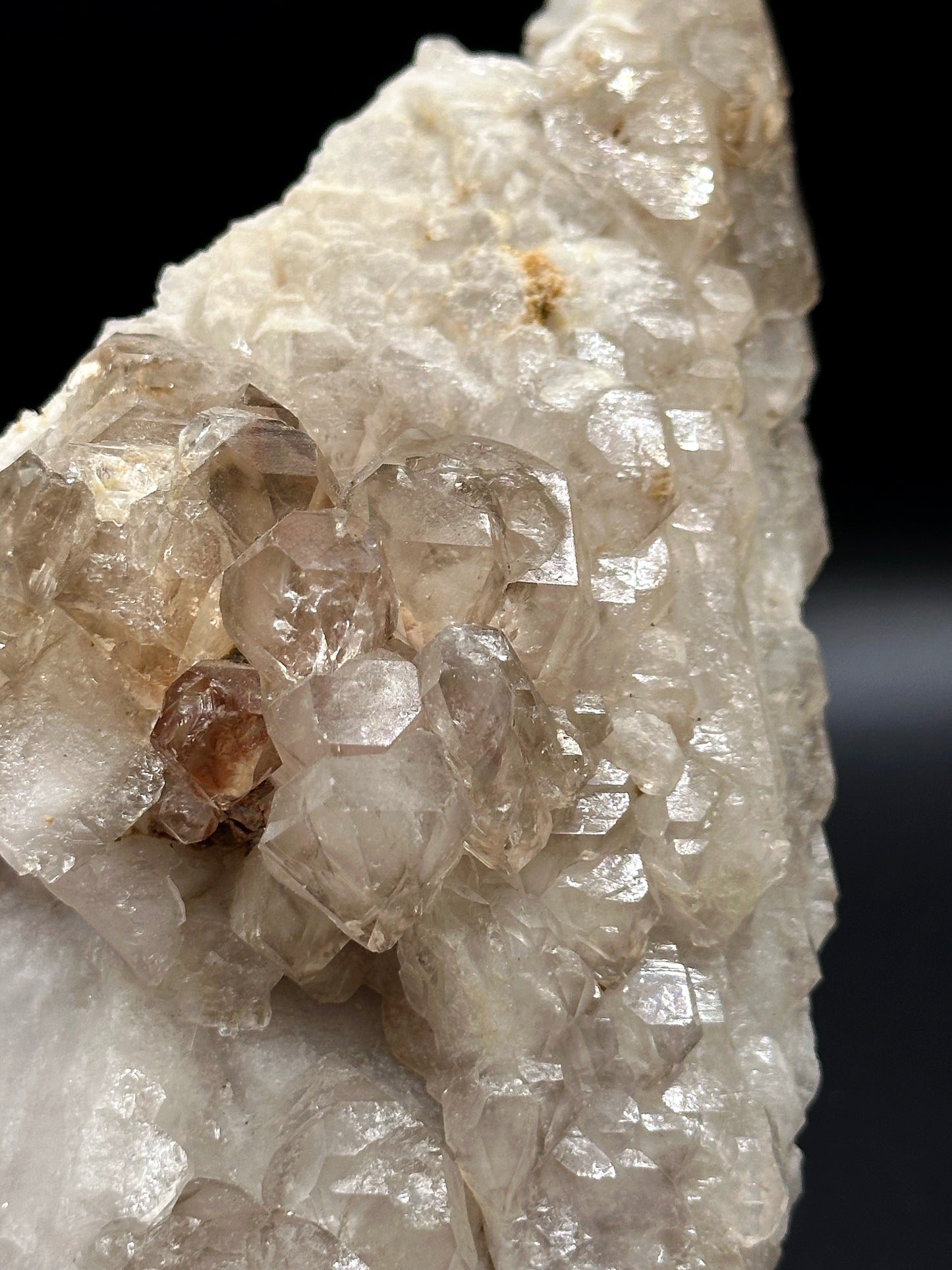 950g. SMOKY ELESTIAL QUARTZ