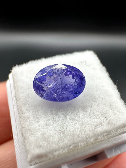 1ct. OVAL CUT TANZANITE