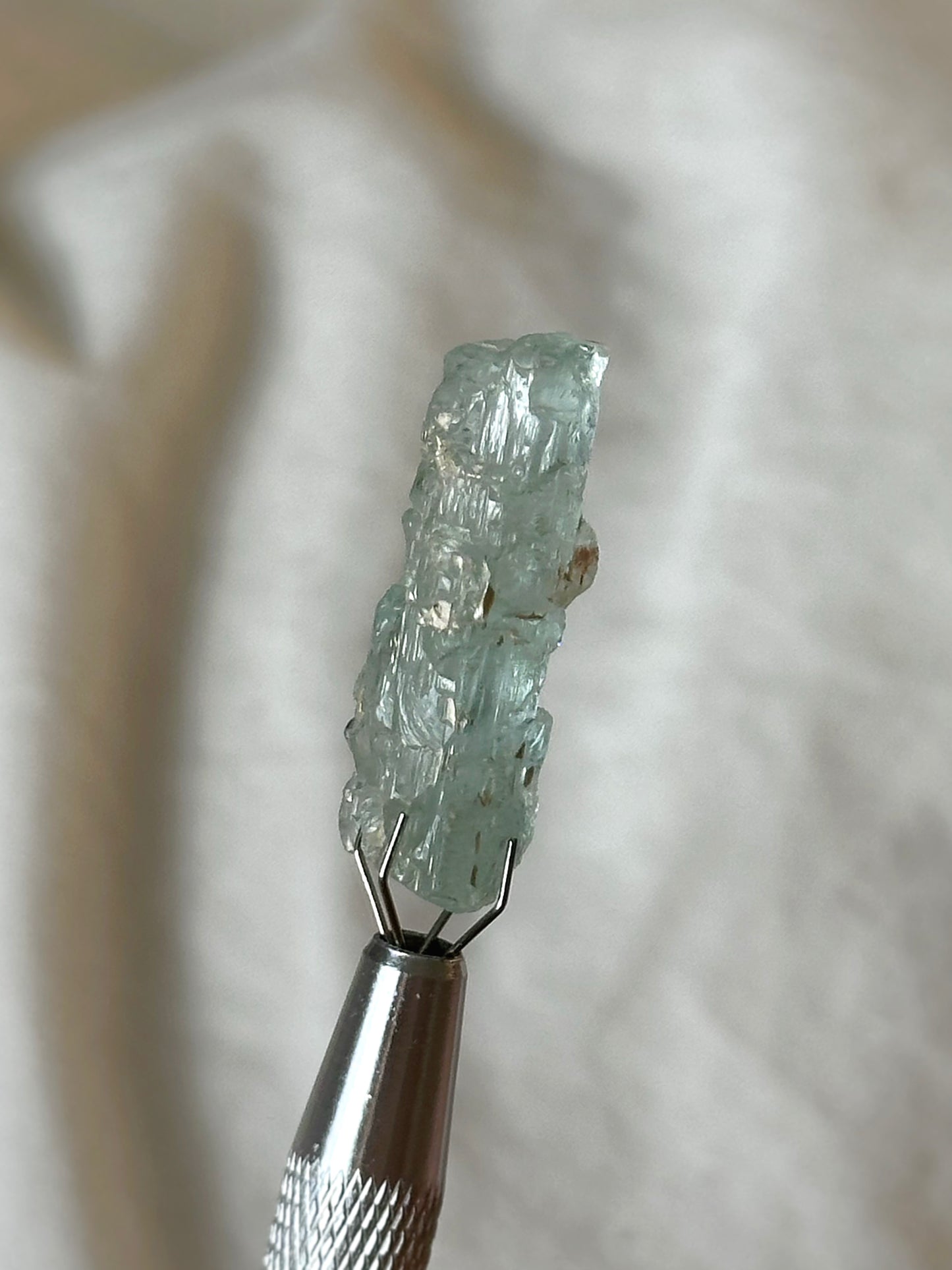 4g. ETCHED AQUAMARINE