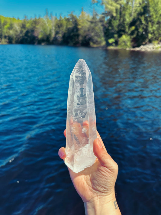 ACE OF SWORDS ~ ISIS DIAMANTINA LASER QUARTZ