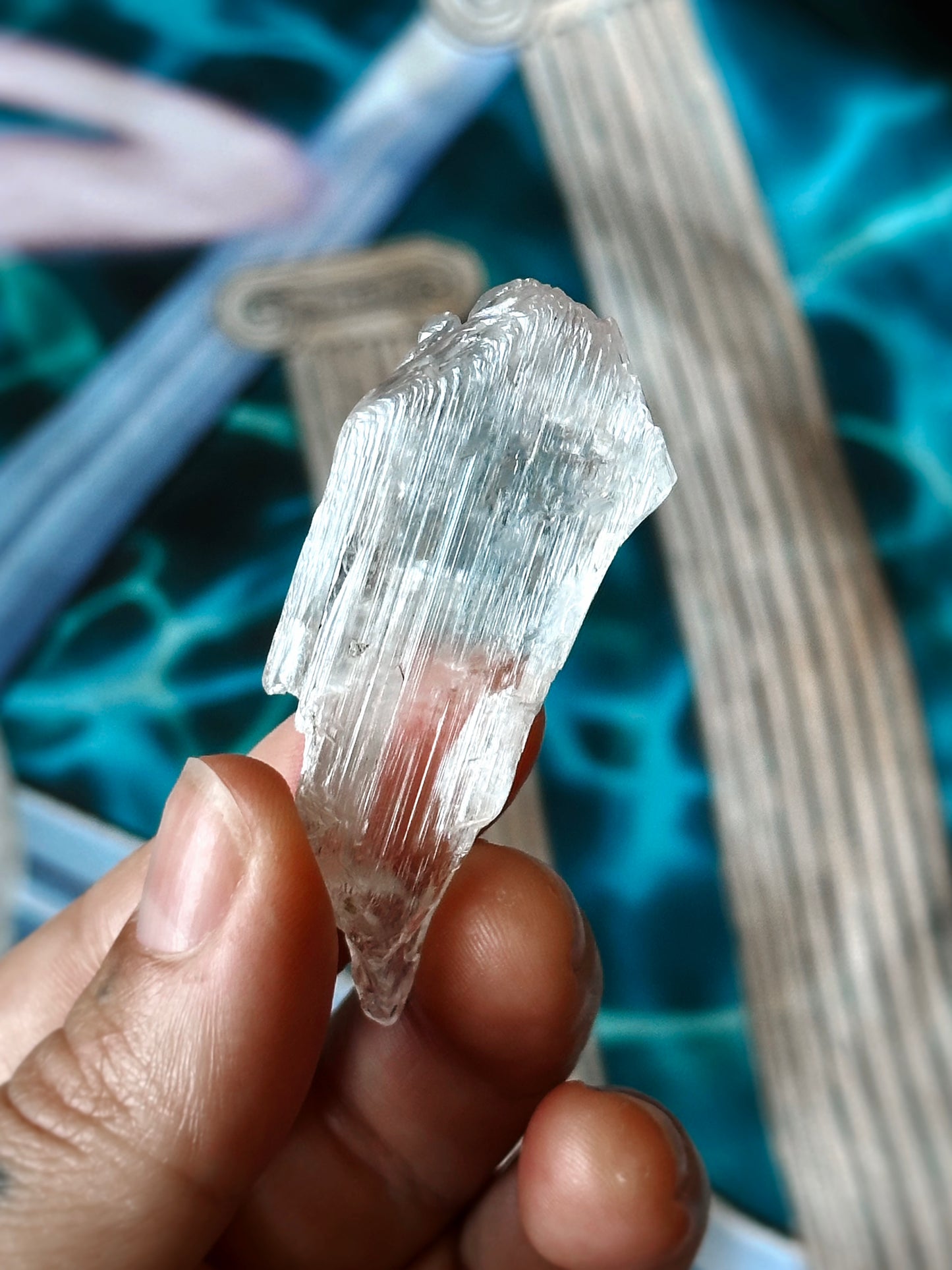 CLEAR SPODUMENE / KUNZITE