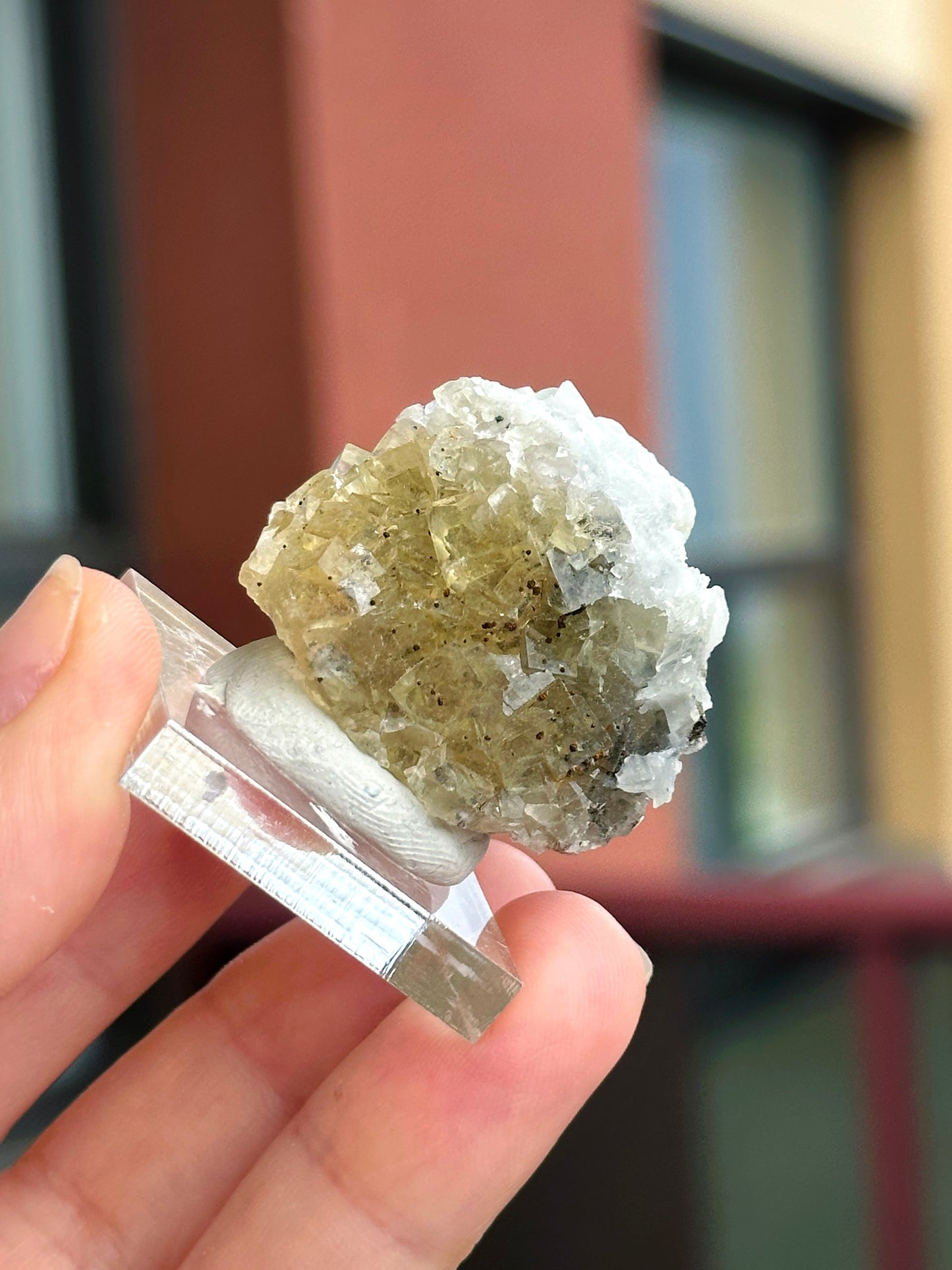 27g. YELLOW FLUORITE