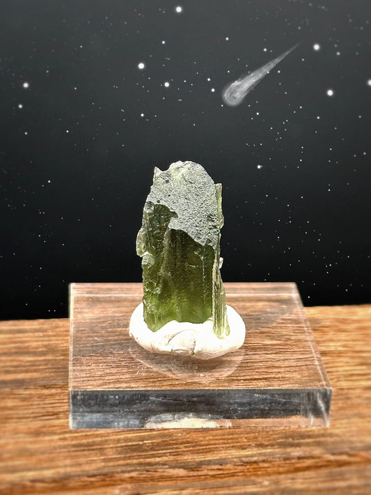 TITAN ~ MOLDAVITE