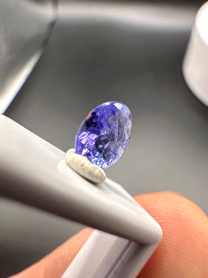 1ct. OVAL CUT TANZANITE
