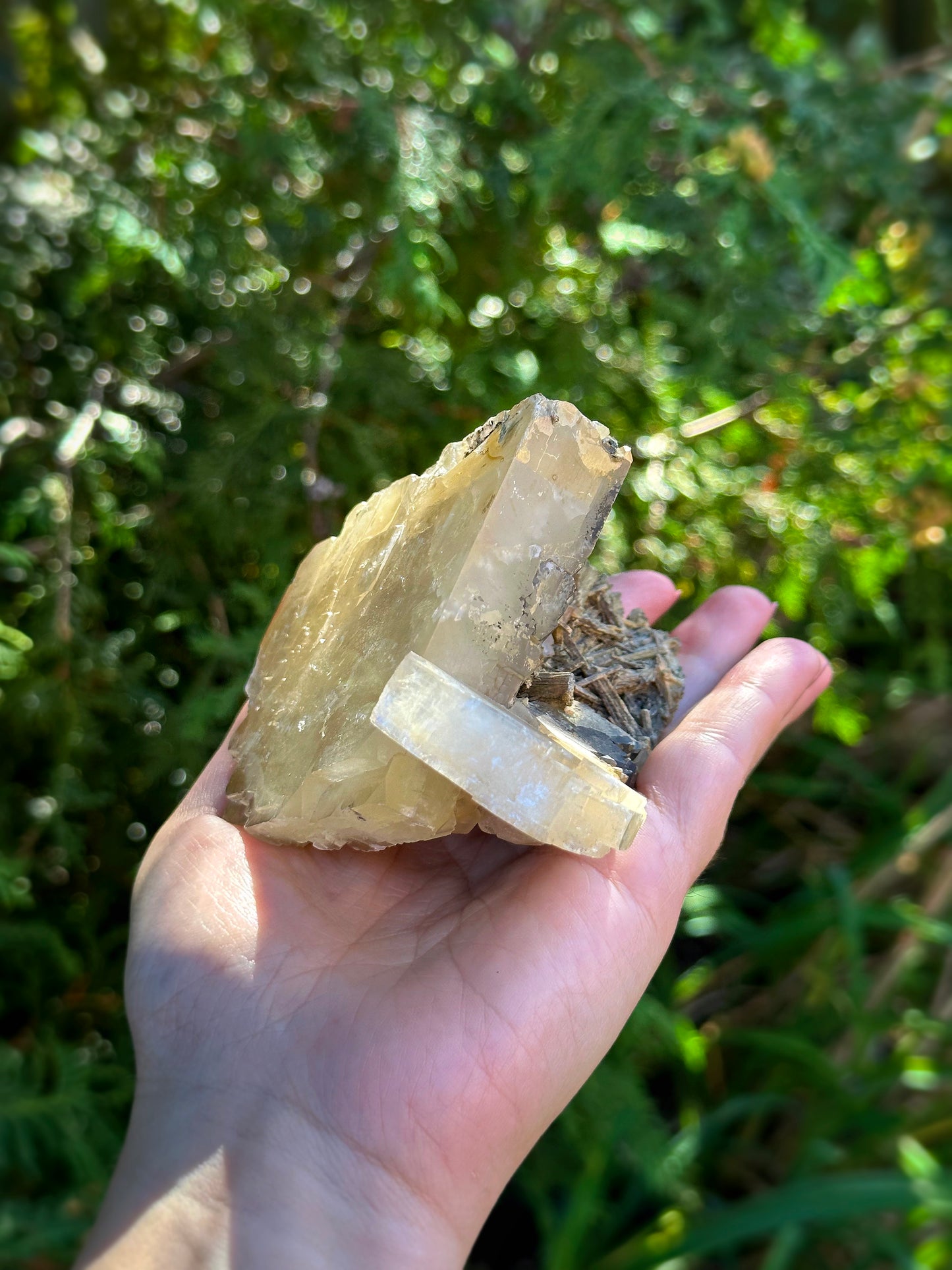 288g. BARYTE