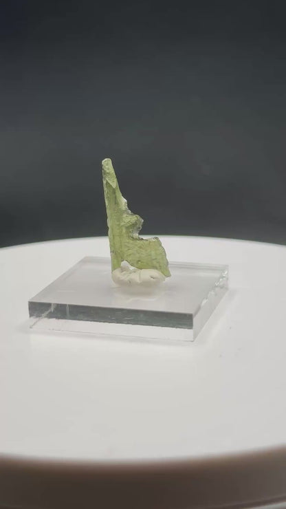 .5g ANGEL CHIME ~ SINGING MOLDAVITE